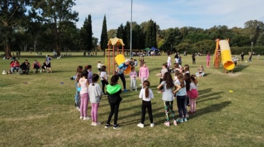 Este domingo “Juguemos en la plaza” llega al Parque “Helios Eseverri”