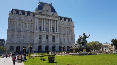 El Centro Cultural Kirchner ahora se llamará “Palacio Libertad”