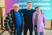 En un emotivo acto más de 300 olavarrienses recibieron la escritura de su hogar