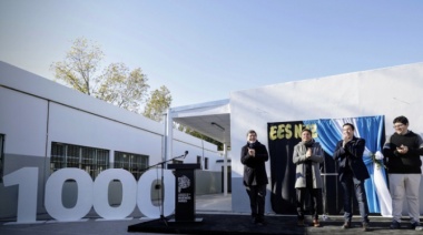 Kicillof inauguró el aula N°1000 de la provincia