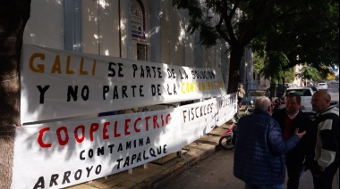 Nueva protesta por la contaminación en el Arroyo Tapalqué