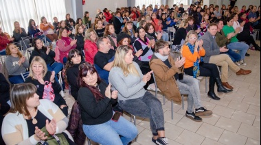 Auxiliares de educación se capacitaron en "Gestión y abordaje integral del servicio alimentario escolar"