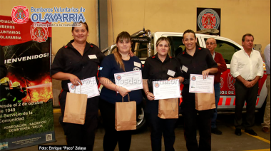 Bomberos Voluntarios agasajó a mujeres de la institución por el 8M
