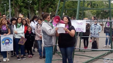#NiUnaMenos: Paro Nacional de Mujeres "Por Lucía y Por Todas" en la Plaza Central