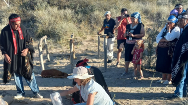 Arqueólogas de la Facultad de Sociales participaron de la devolución, restitución y ceremonia de reentierro de cuerpos indígenas en Río Negro