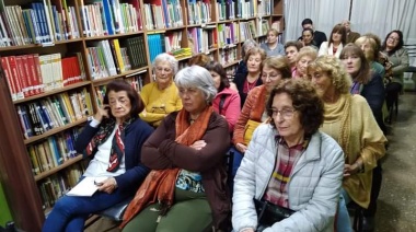 Con un gran marco de público se realizó “La Noche de las Bibliotecas Populares”