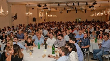 Galli aseguró su "reelección" en una cena para 400 militantes y funcionarios en Pueblo Nuevo