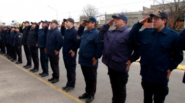 Se realizó el acto protocolar por el 74 aniversario de Bomberos