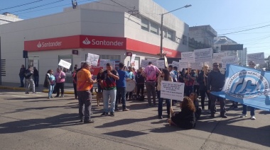 Fuerte operativo policial por la movilización de los municipales