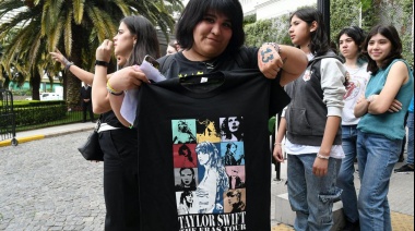 Las "Swifties" marcan presencia en la previa de la trilogía de los shows