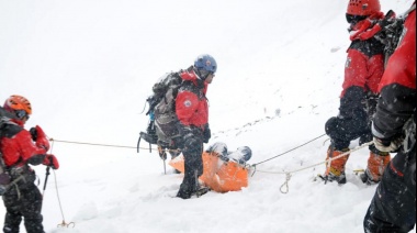 El hospital "más alto del mundo" funciona a más de 6.000 metros en el Aconcagua