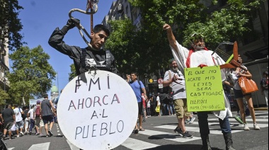 Arrancó el paro nacional en rechazo a las políticas del gobierno de Milei