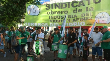 Paro Nacional: Con una masiva convocatoria, los olavarrienses marcharon contra el DNU y la Ley Ómnibus