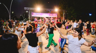 “Atardecer de Feria” volvió a convocar una multitud de personas