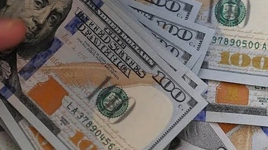 Máximo histórico: El dólar cerró a $43,50 pesos en la cotización del Banco Nación