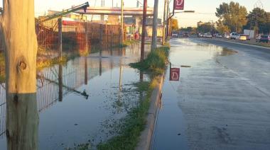 Por la rotura de una cañería, se interrumpió el suministro de agua en un sector de la ciudad