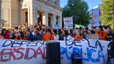 Convocatoria histórica en la Marcha Universitaria en Olavarría