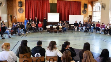 ”La construcción siempre es colectiva” así lo aseguró el intendente en un encuentro con estudiantes secundarios