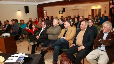 El Fiscal Lucas Moyano presentó el libro Ciberdelitos