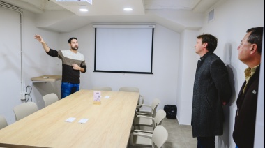 El Intendente Maximiliano Wesner visitó Estudio Colab