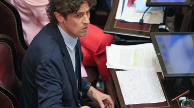Lousteau explicó por qué dio quórum para la Ley Bases