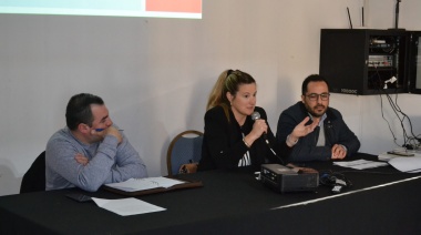 La fiscal Paula Serrano encabezó la primera jornada del Programa Municipal de Capacitación Policial