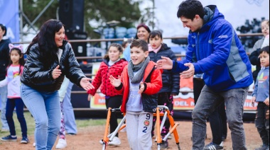 Una multitud se acercó a disfrutar del Festival de las Infancias en el predio de la Sociedad Rural