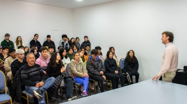 Estudiantes de Mendoza visitaron Olavarría y fueron recibidos por el intendente Wesner