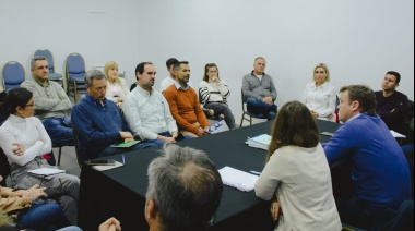 Wesner se reunió con concejales de los distintos bloques para explicar en detalle la venta una calle a Loma Negra