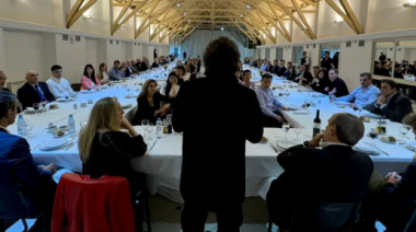 Amnistía Internacional invitó a los 87 diputados a cenar por $781