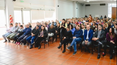 280 familias recibieron las escrituras de sus hogares