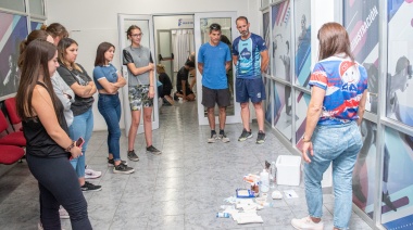 Con gran convocatoria, se desarrollan las charlas sobre RCP para Colonias de Verano