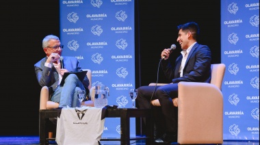 Federico Chingotto ofreció una emotiva charla abierta en el Teatro Municipal