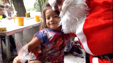 Papá Noel visitó los Centros de Día Municipales