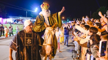 Una multitud disfrutó y se emocionó en una nueva edición de la Fiesta de Reyes Magos