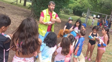El Municipio impulsa capacitaciones en RCP y Primeros Auxilios para niños y niñas de las Escuelas Abiertas de Verano