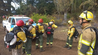 La provincia de Buenos Aires envió apoyo para combatir los incendios en Neuquén y Río Negro
