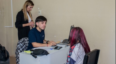 Licencias de Conducir: Exitosa jornada de atención descentralizada en Loma Negra