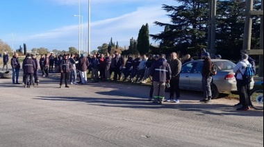 Conflicto en Cerro Negro: "Logramos la reincorporación de 28 trabajadores pero el paro indeterminado continúa"