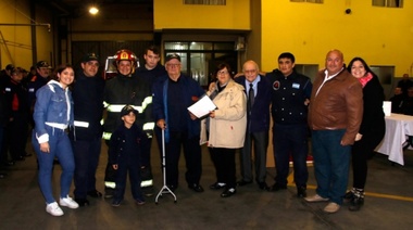 Se entregaron distinciones y se realizaron homenajes por el  “Día del Bombero Voluntario”