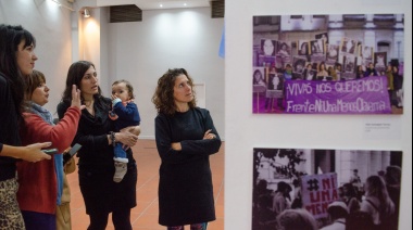 El Salón Rivadavia fue sede de la presentación de la muestra documental “3J – 10 años de Ni Una Menos”