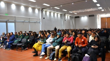 El Municipio brindó un taller sobre gestión responsable de residuos a escuelas secundarias