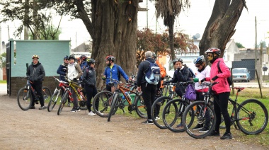 “Andando Olavarría”: el cicloturismo visitó Monte Pelloni