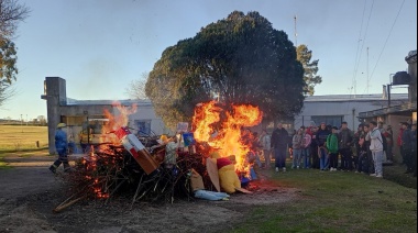 Con gran convocatoria se desarrollan las fogatas de San Juan, San Pedro y San Pablo en Olavarría