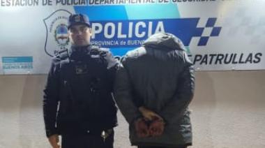 Se robó una cremona de una reconocida panadería y terminó en la comisaría