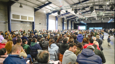Junto al Gobernador, el intendente Wesner entregó las primeras 58 viviendas del barrio CECO III y más de mil escrituras