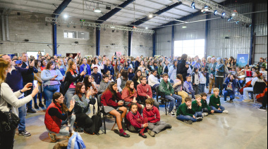 Wesner y Sileoni recorrieron la Feria Regional de Educación, Artes, Ciencias y Tecnología