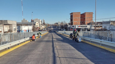 Restringen tránsito en el puente de avenida Colón