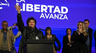 Tras los resultados electorales, Javier Milei reconoció errores y una "clara derrota"