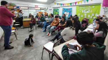 Continúa el ciclo de charlas de Defensa al Consumidor en establecimientos educativos del Partido